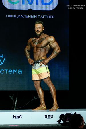 MAN'S PHYSIQUE OVERALL